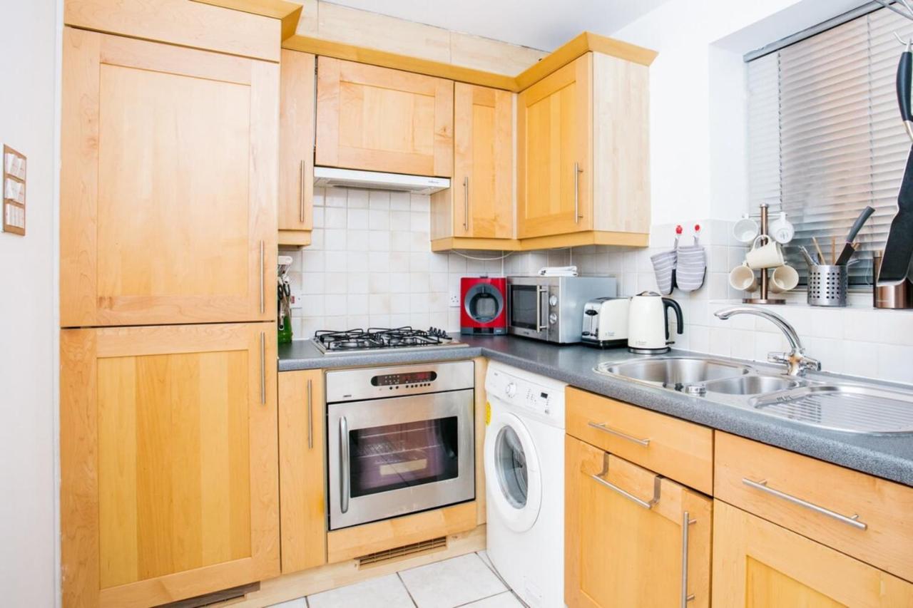 1 Bedroom Apartment On The Riverbank Near St Paul'S ลอนดอน ภายนอก รูปภาพ