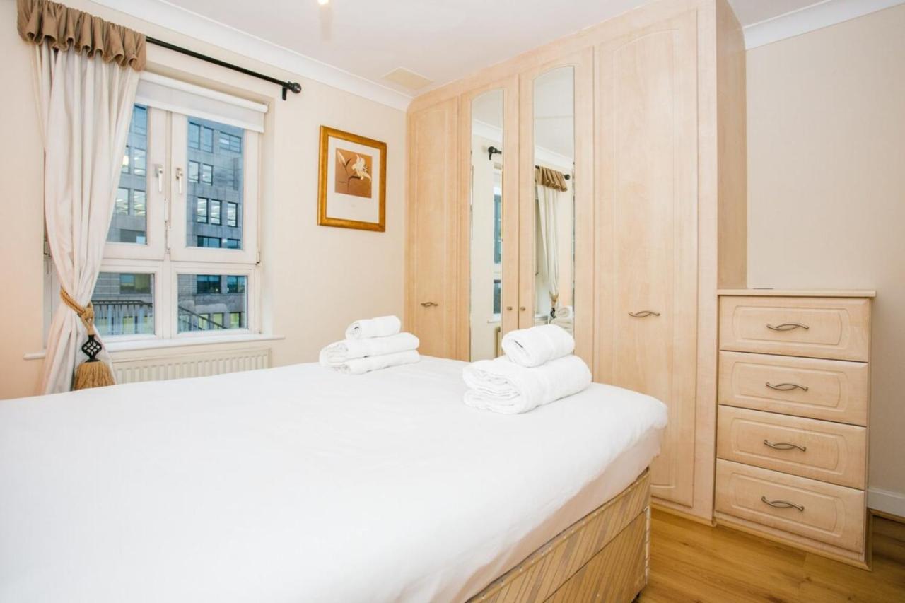 1 Bedroom Apartment On The Riverbank Near St Paul'S ลอนดอน ภายนอก รูปภาพ