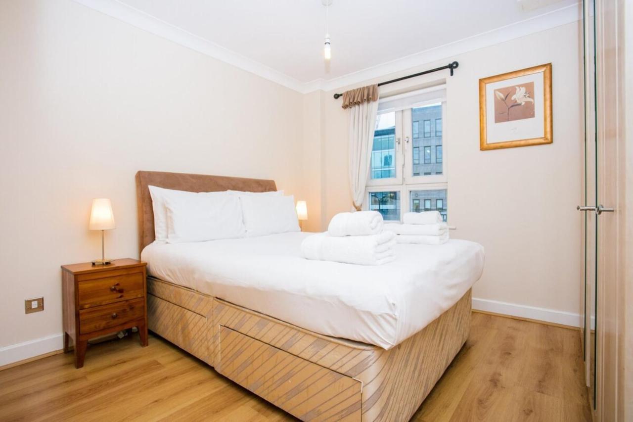 1 Bedroom Apartment On The Riverbank Near St Paul'S ลอนดอน ภายนอก รูปภาพ