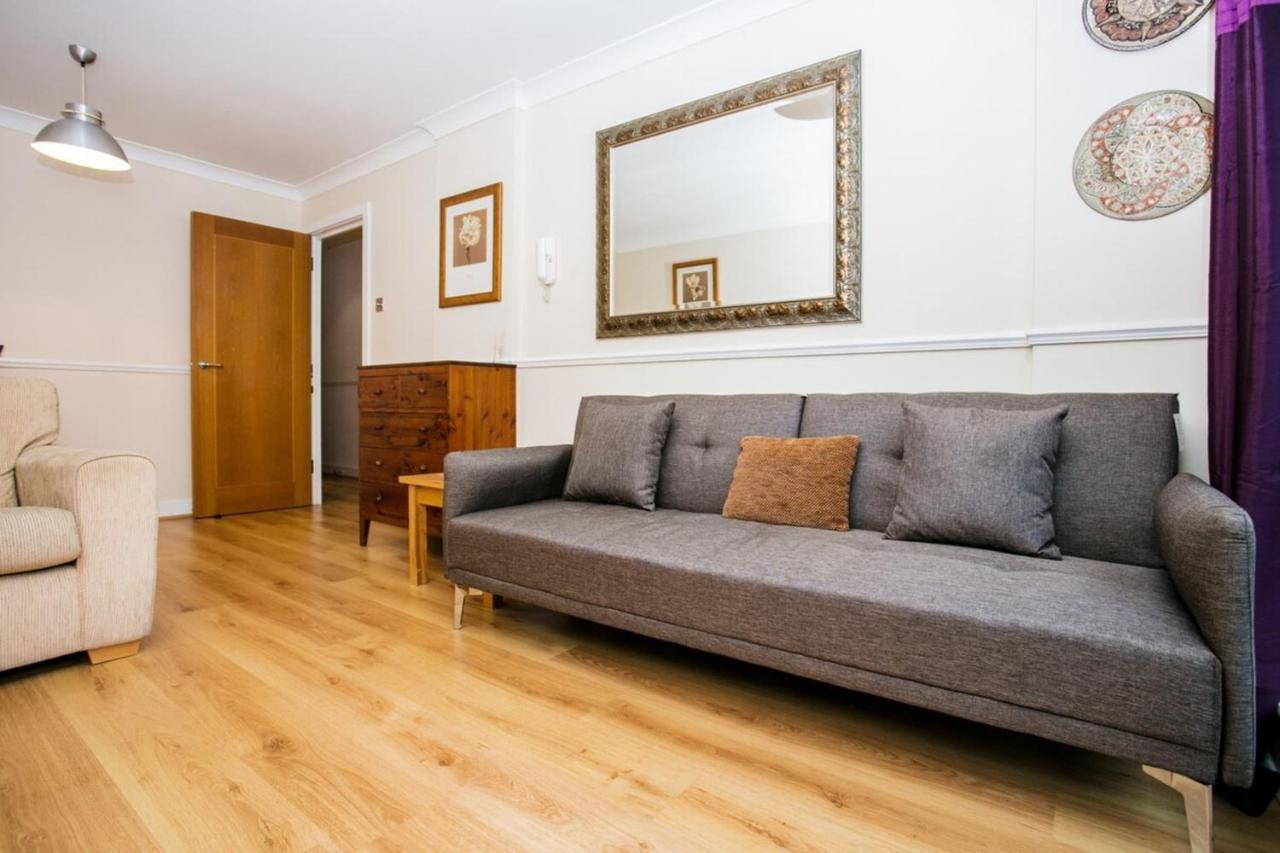 1 Bedroom Apartment On The Riverbank Near St Paul'S ลอนดอน ภายนอก รูปภาพ