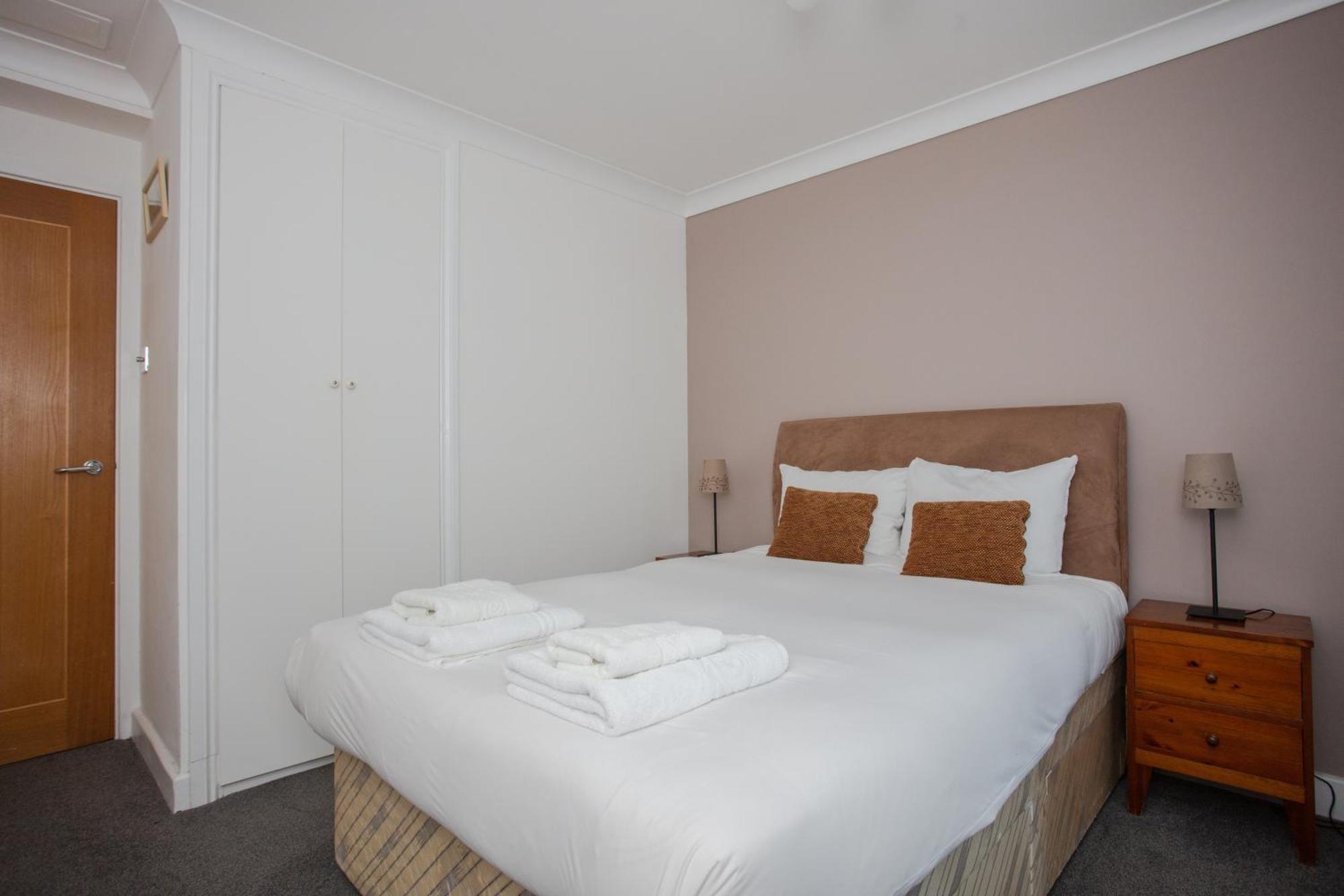 1 Bedroom Apartment On The Riverbank Near St Paul'S ลอนดอน ภายนอก รูปภาพ